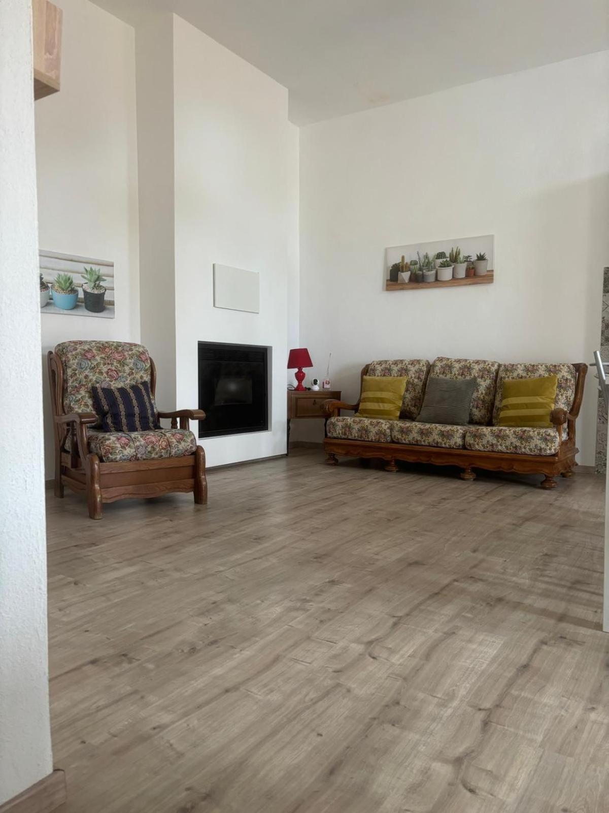 Al Castello Apartment Фьюмефреддо-Бруцио Экстерьер фото